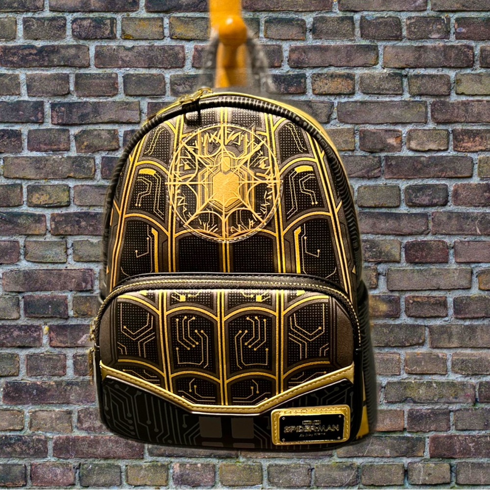 BNWT MARVEL LOUNGEFLY SPIDER-MAN NO WAY HOME